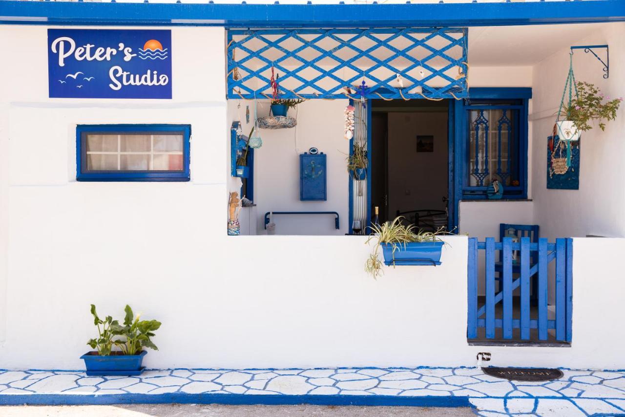 Peters Studio Archangelos  Luaran gambar
